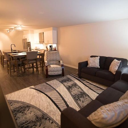 Clipperton Suite By Revelstoke Vacations Kültér fotó